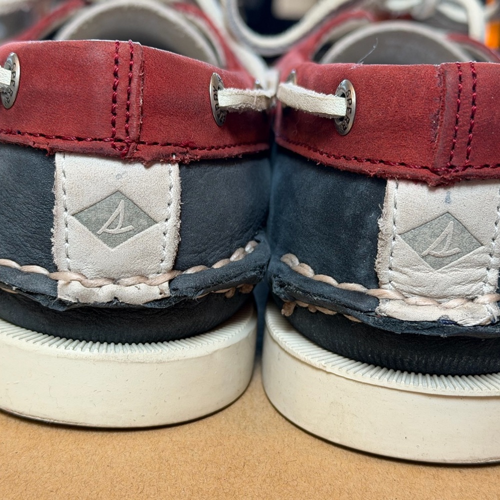 Sperry Topsider, America's Cup Edition                      Women's 8.5M - Picture 5 of 8